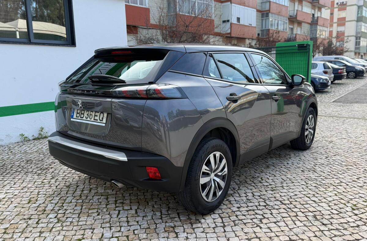 PEUGEOT 2008 1.5 BlueHDi Active Pack EAT8