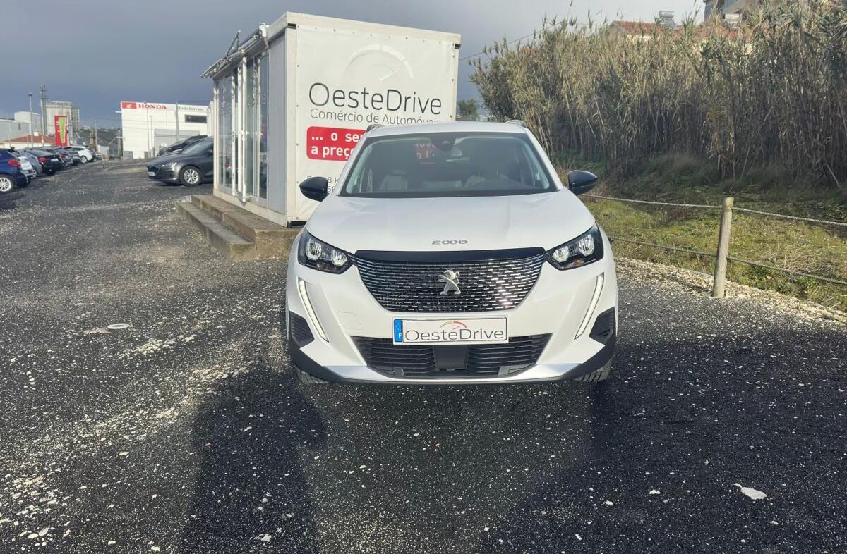 PEUGEOT 2008 1.5 BlueHDi Allure Pack