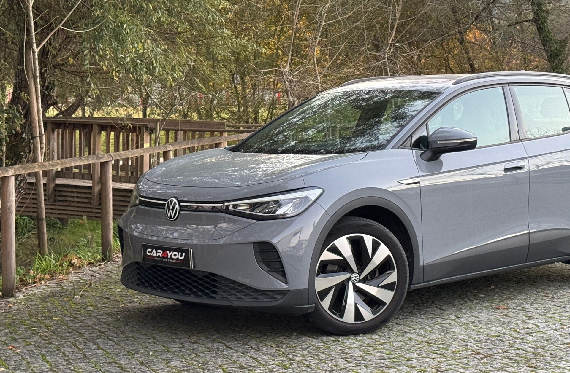 VOLKSWAGEN ID.4 77 kWh Pro Performance