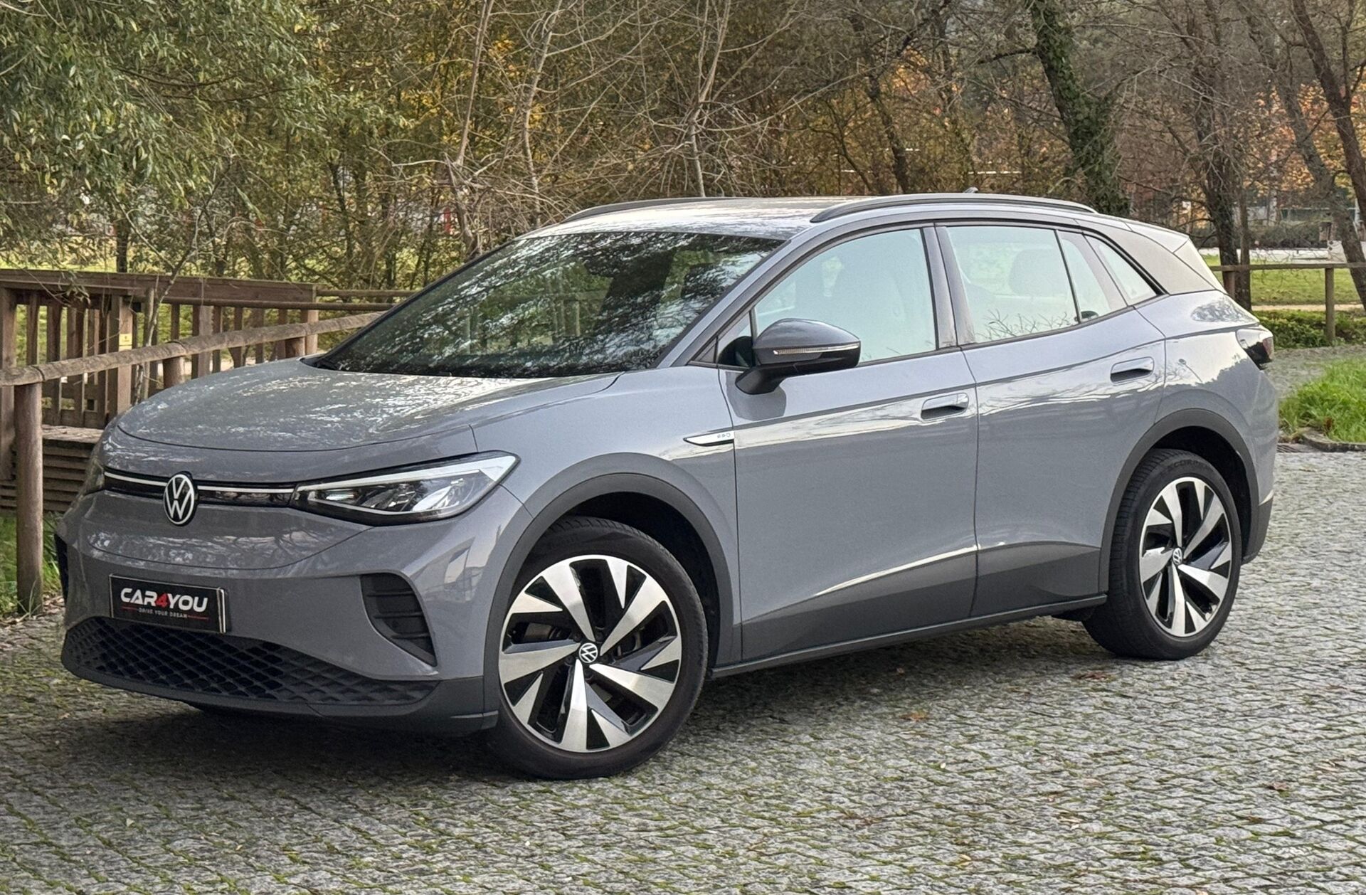 VOLKSWAGEN ID.4 77 kWh Pro Performance