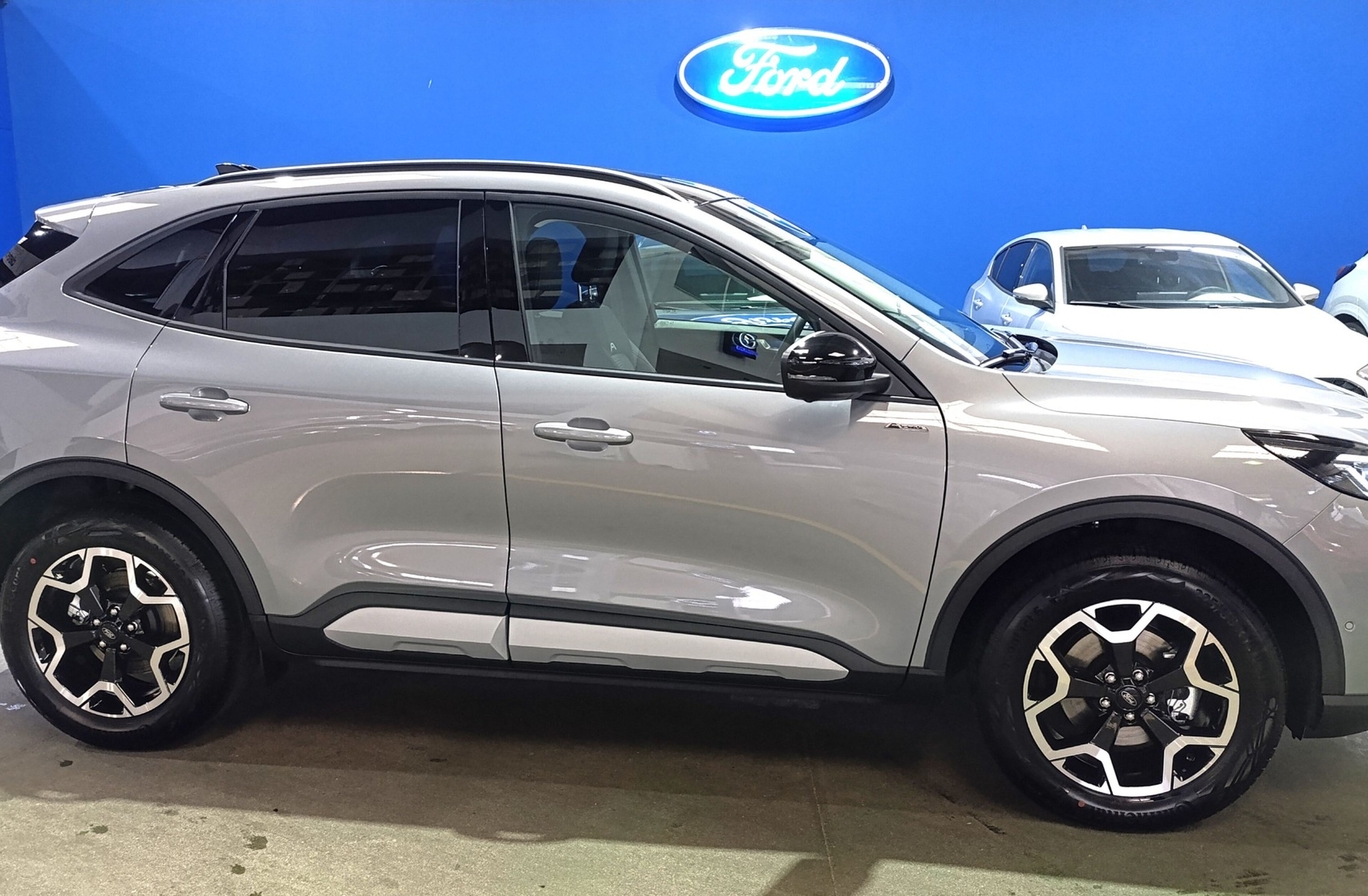 FORD Kuga 2.5 PHEV Active X