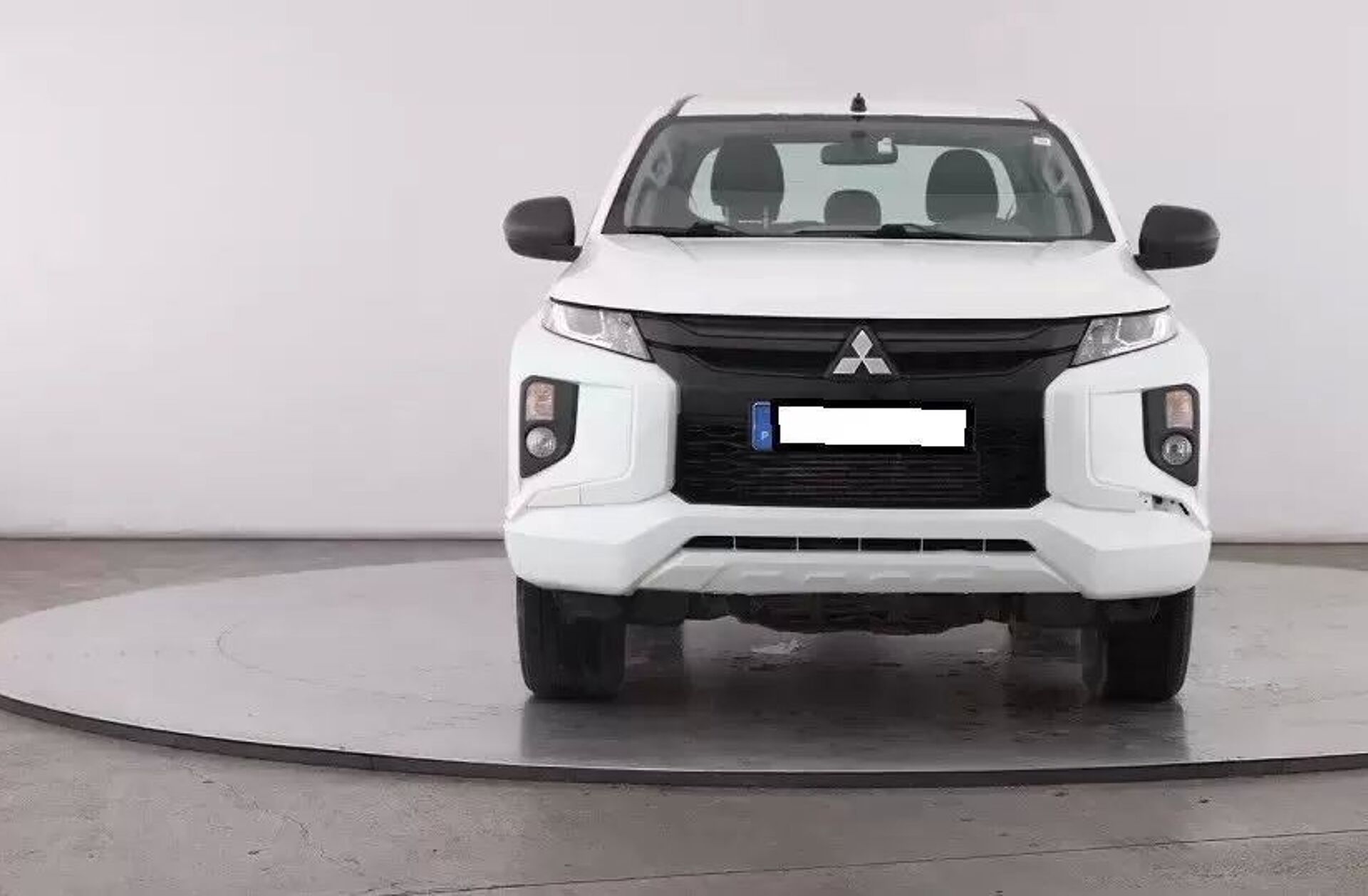 MITSUBISHI L 200 2.3 DI-D Strakar Space Cab Intense 4WD