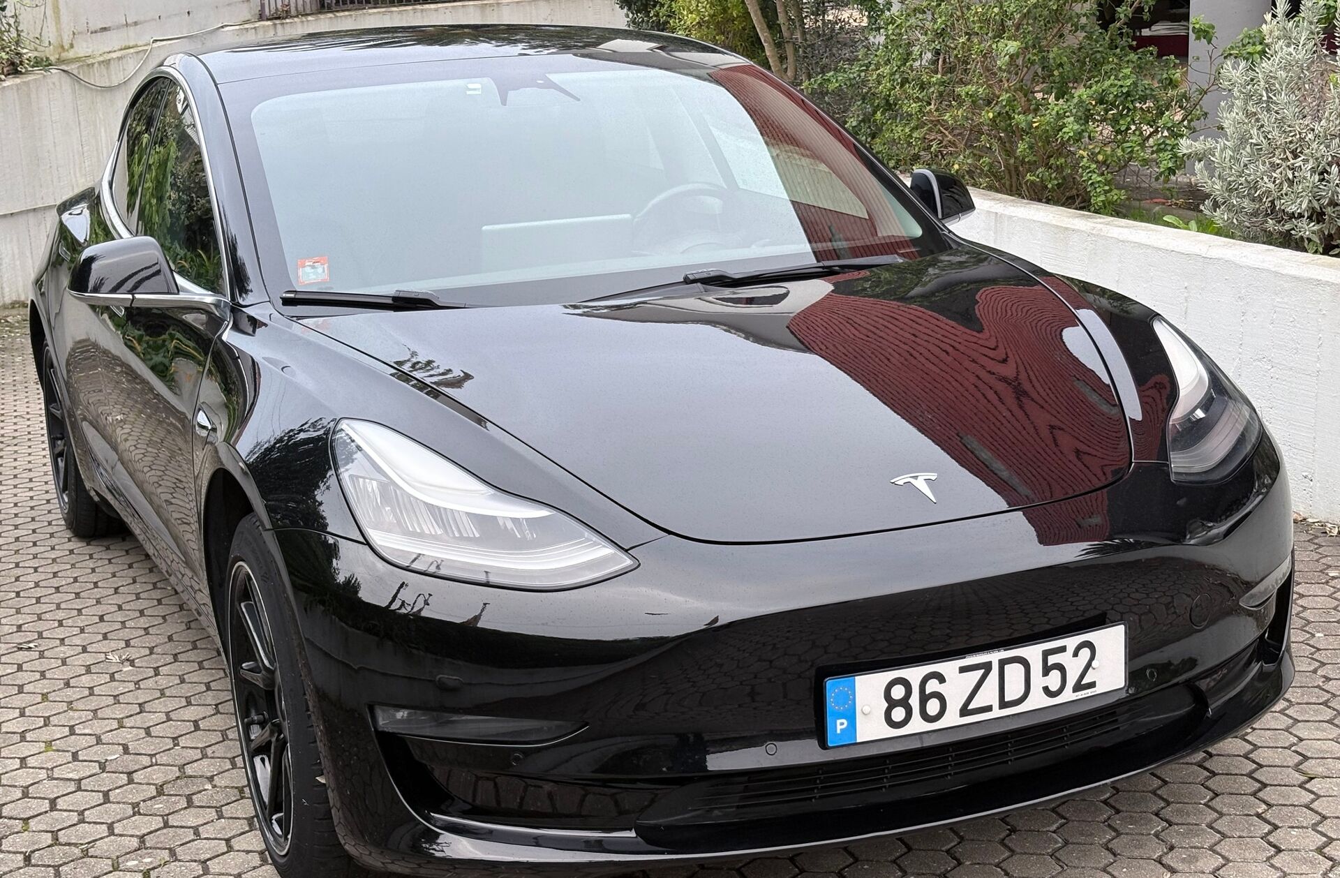 TESLA Model 3 Long-Range RWD