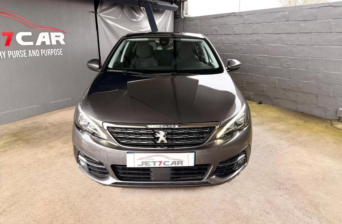 PEUGEOT 308 1.2 PureTech Allure