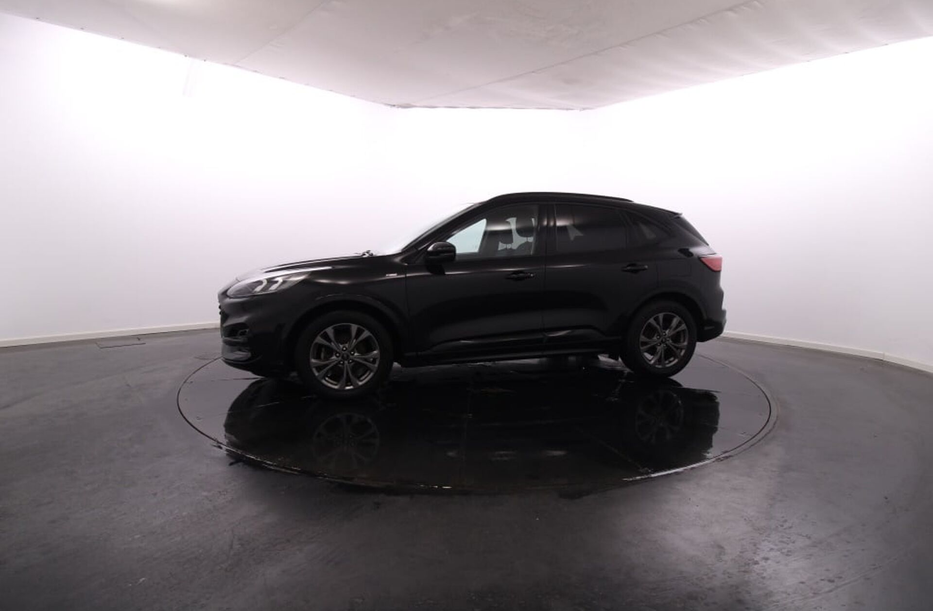 FORD Kuga 1.5 TDCi EcoBlue ST-Line