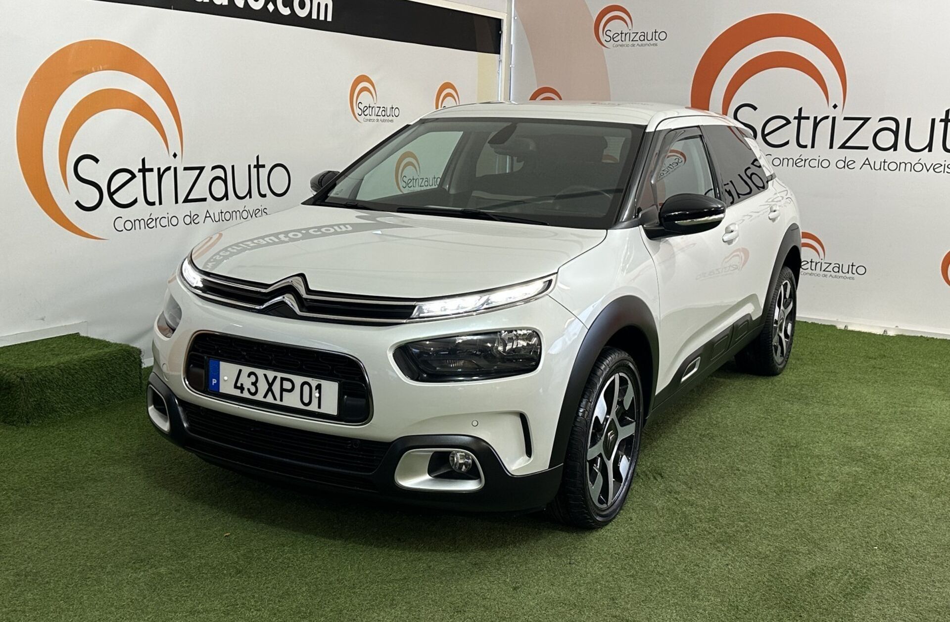 CITROEN C4 Cactus 1.2 PureTech Shine EAT6