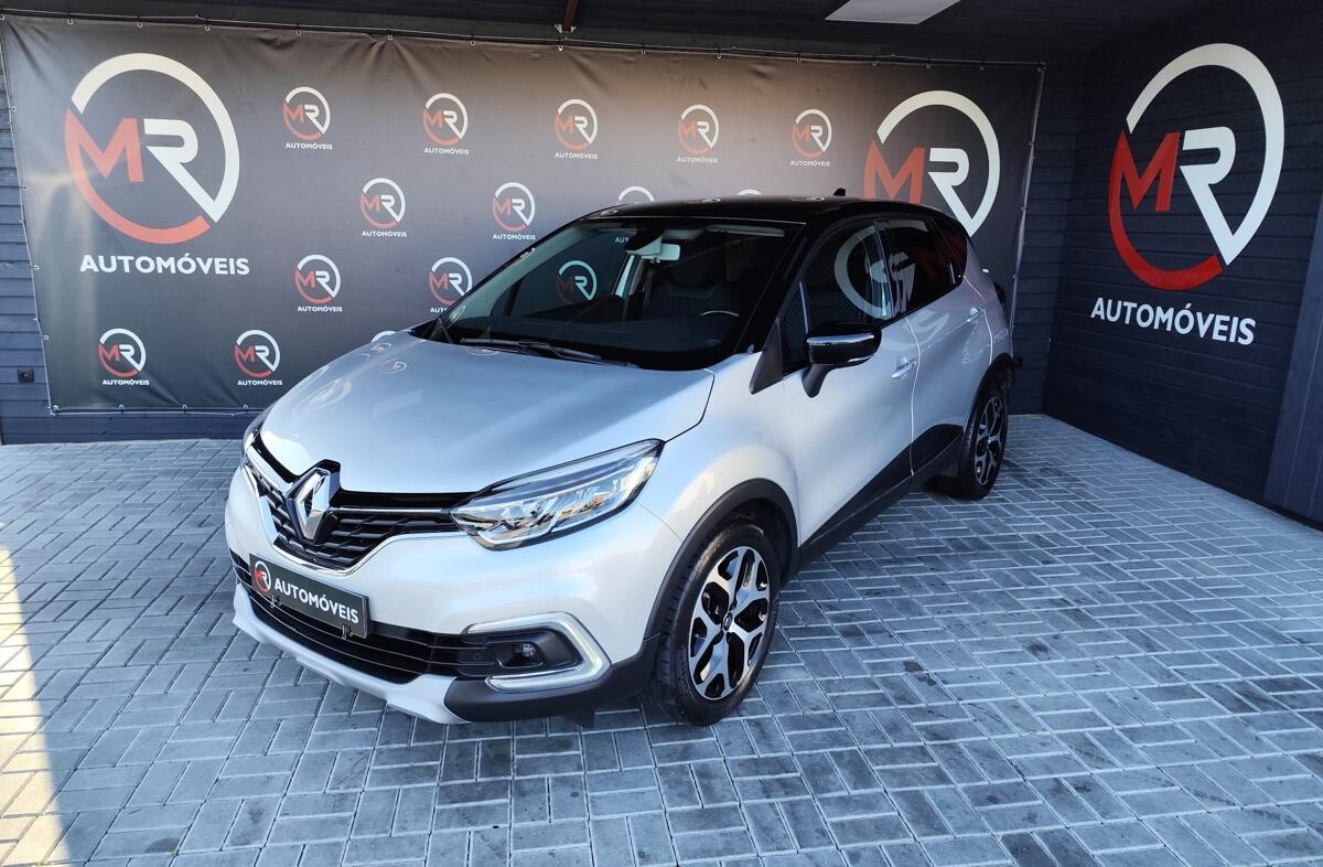 RENAULT Captur 0.9 TCe Exclusive
