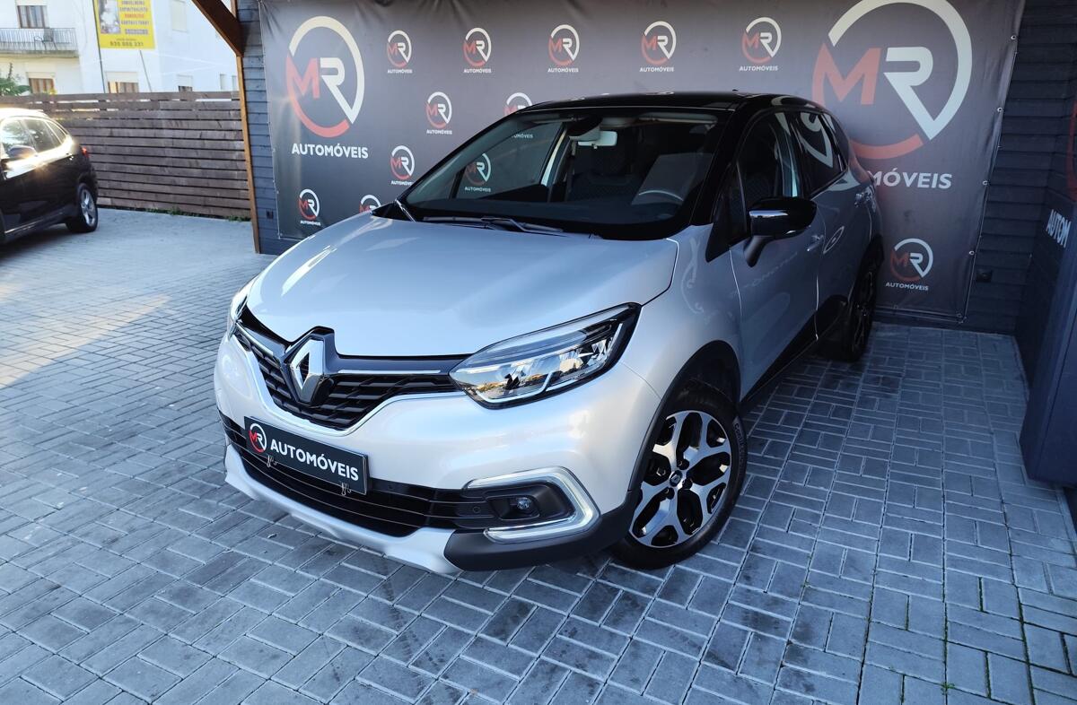 RENAULT Captur 0.9 TCe Exclusive