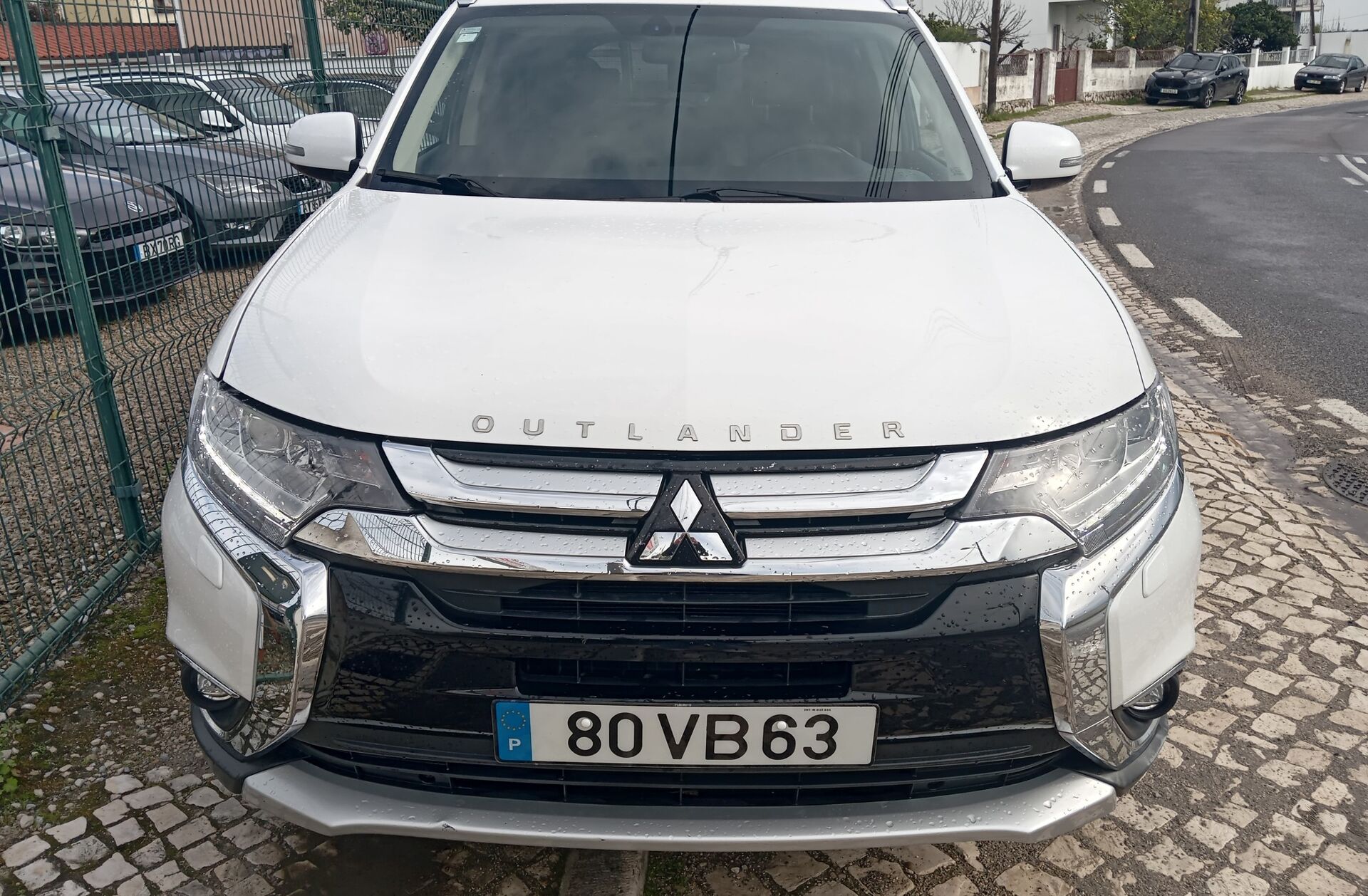 MITSUBISHI Outlander 2.2 DI-D Intense+