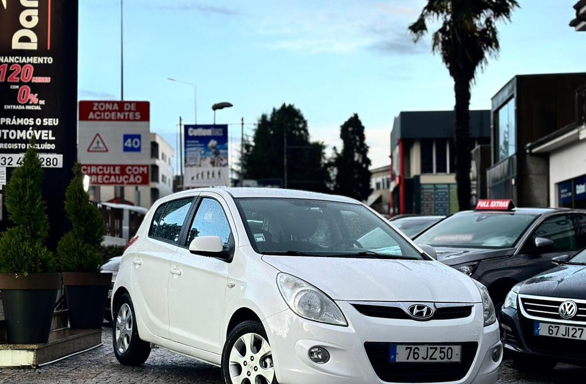 HYUNDAI i20 1.4 CRDi Comfort