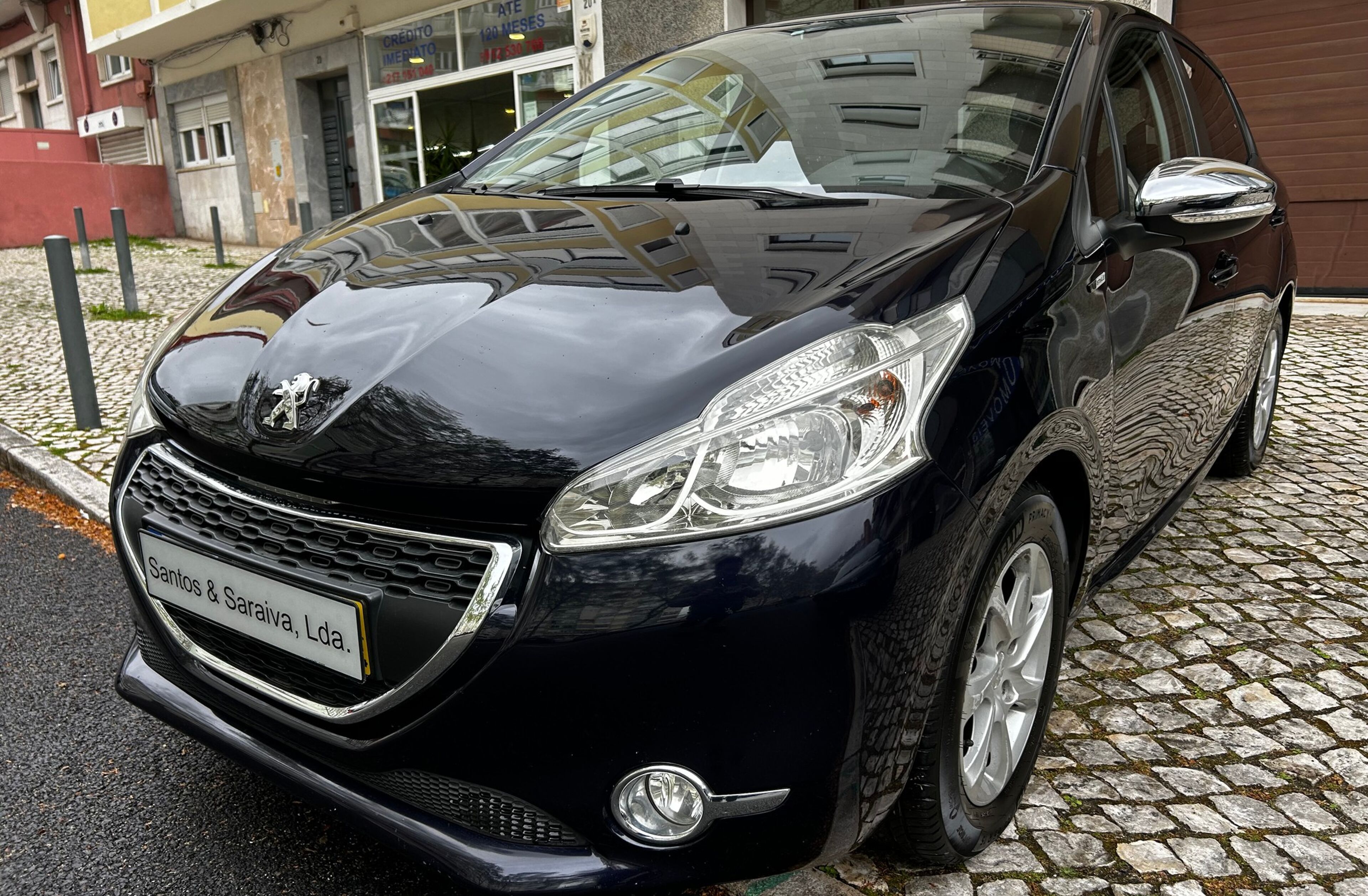 PEUGEOT 208 1.2 VTi SE Style