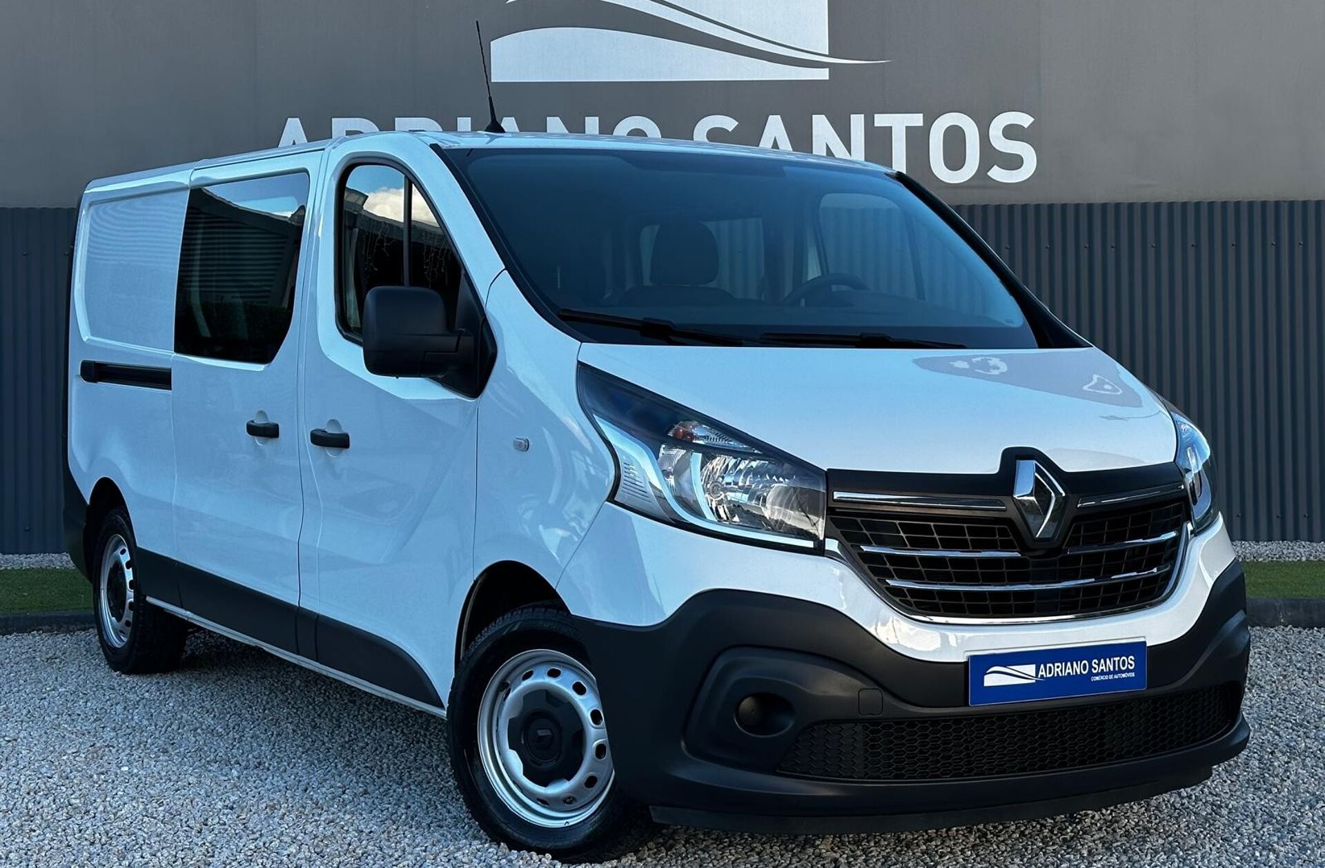 RENAULT Trafic 2.0 dCi L2H1 1.2T