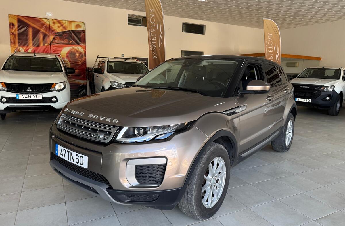 LAND ROVER Range Rover Evoque 2.0 TD4 SE Dynamic