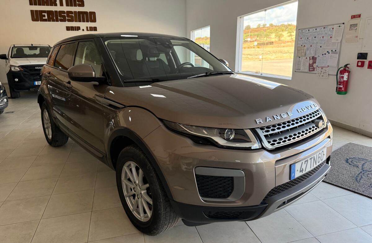 LAND ROVER Range Rover Evoque 2.0 TD4 SE Dynamic