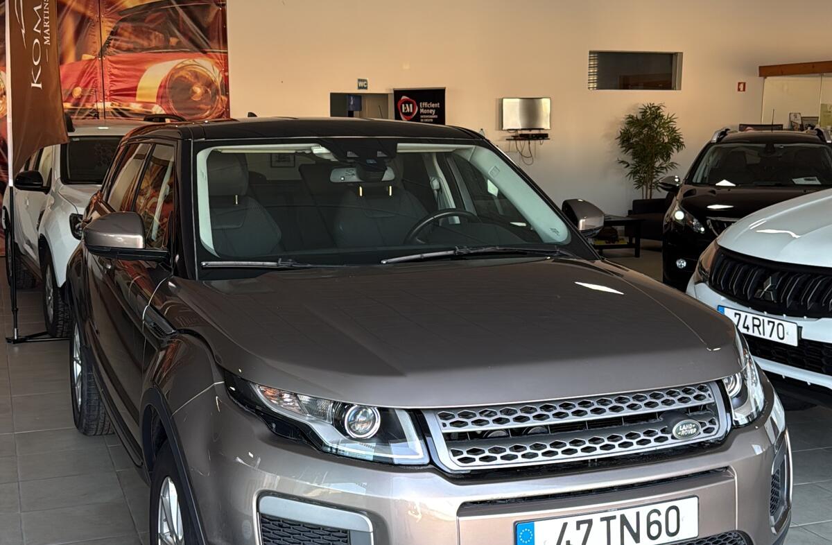 LAND ROVER Range Rover Evoque 2.0 TD4 SE Dynamic