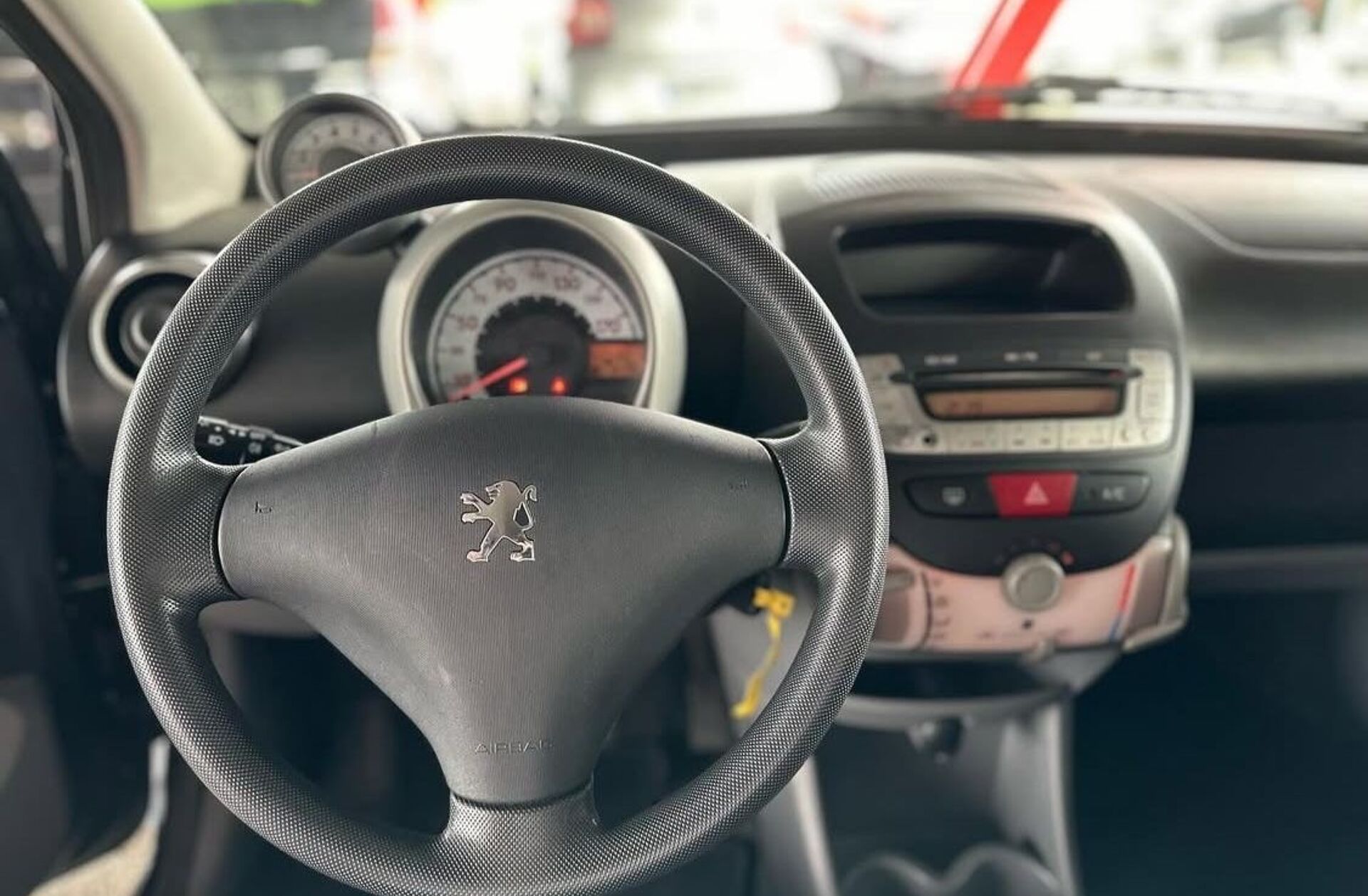 PEUGEOT 107 1.0 Trendy 2 Tronic