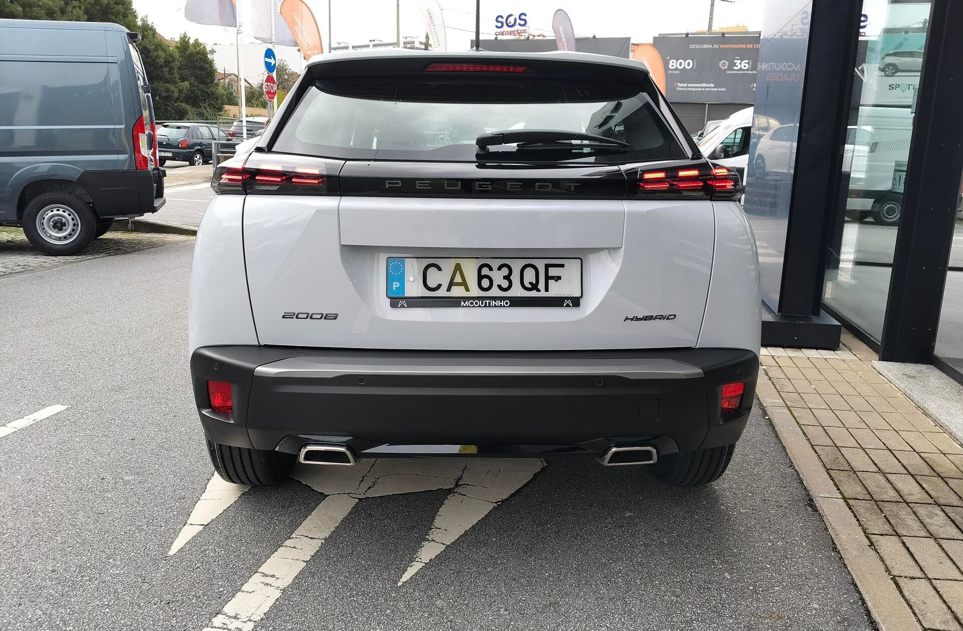 PEUGEOT 2008 1.2 Hybrid Style e-DCS6