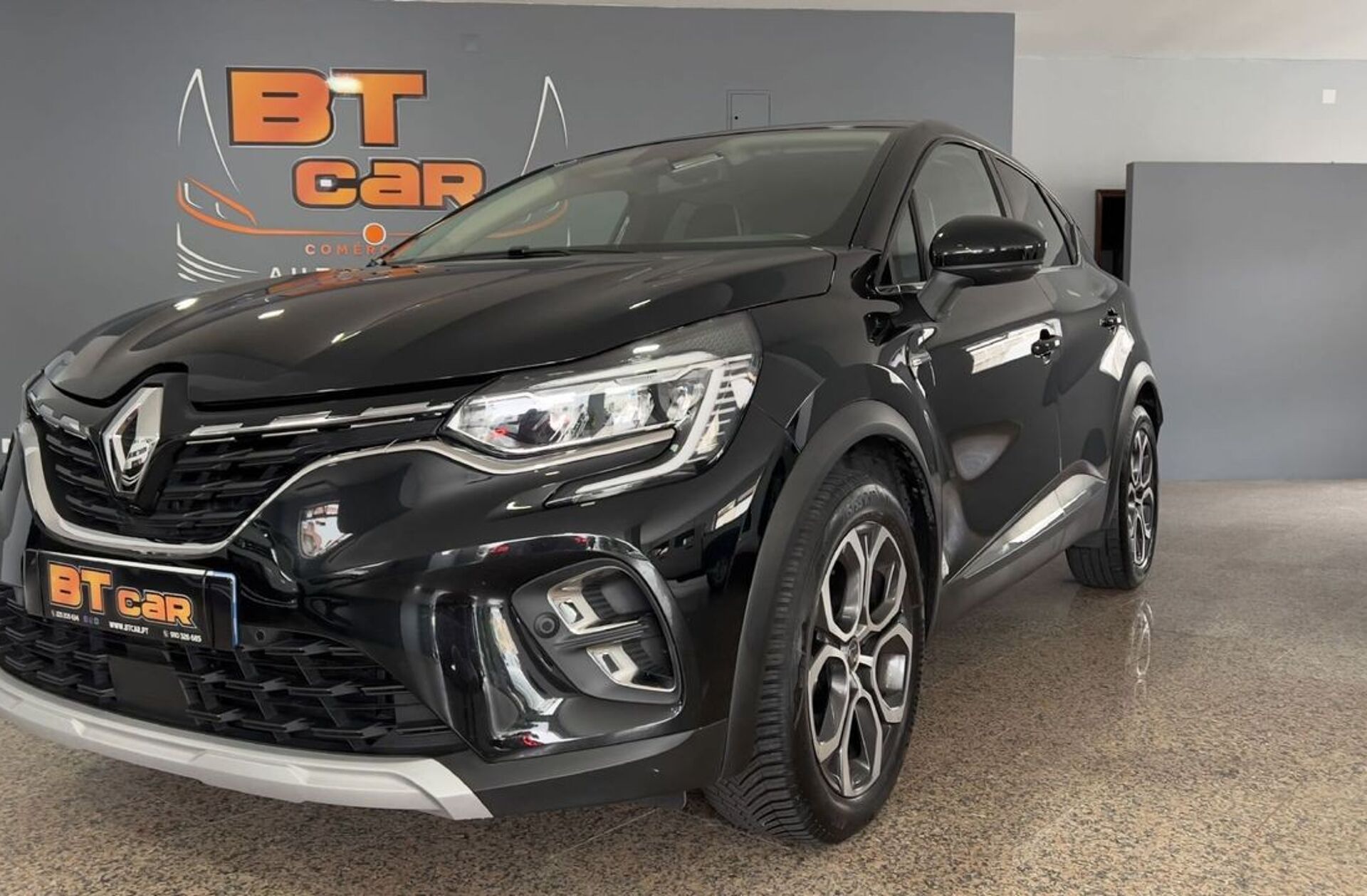 RENAULT Captur 1.0 TCe Intens