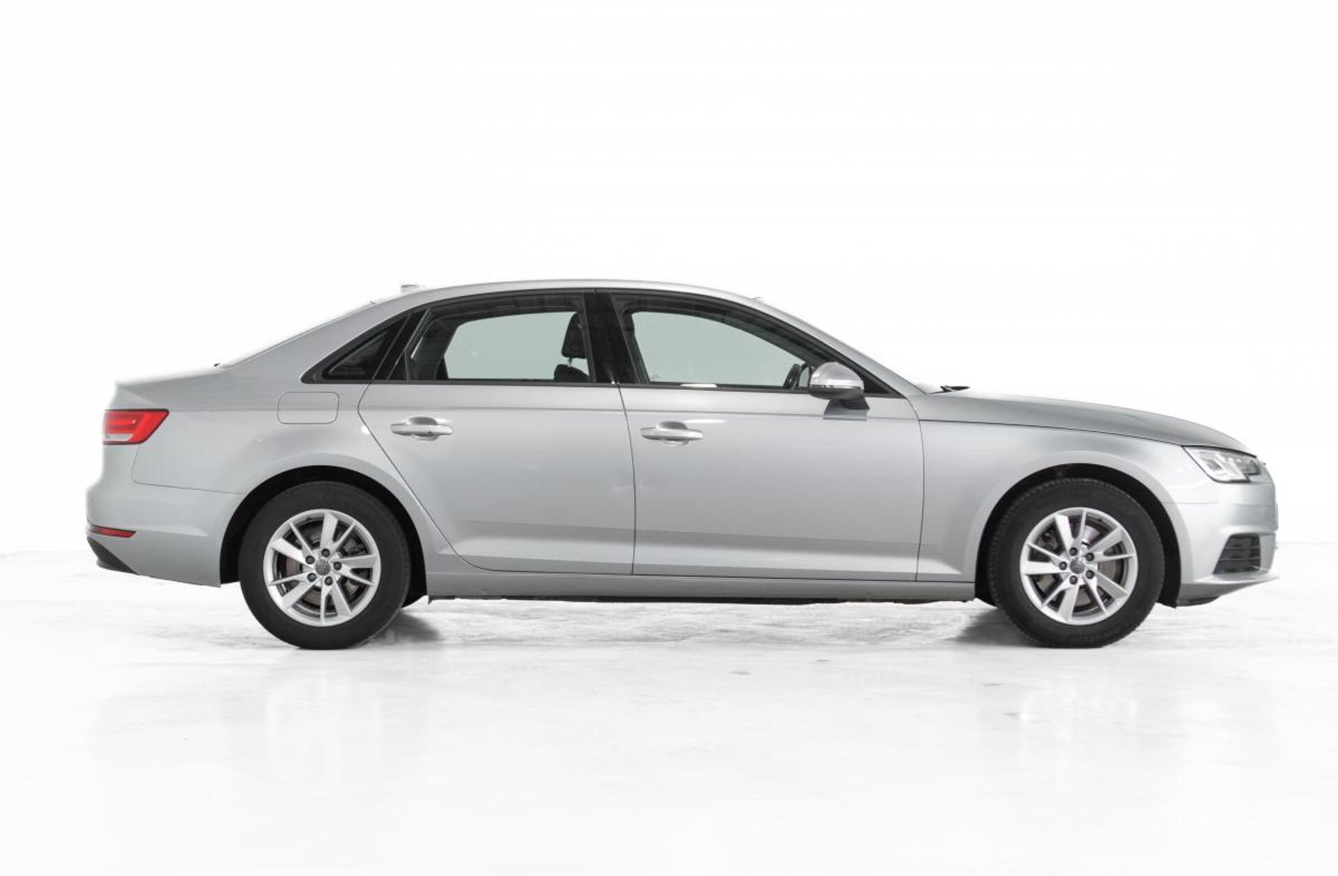 AUDI A4 2.0 TDI
