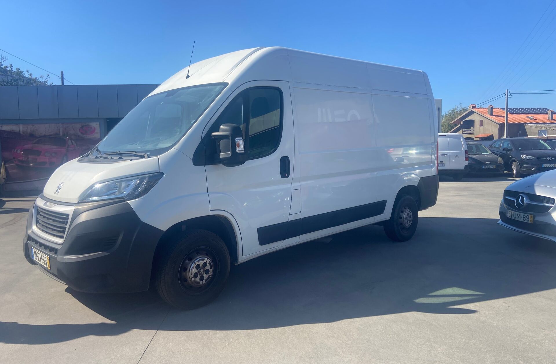 PEUGEOT Boxer 2.0 BlueHDi 330 L1H2 Pro