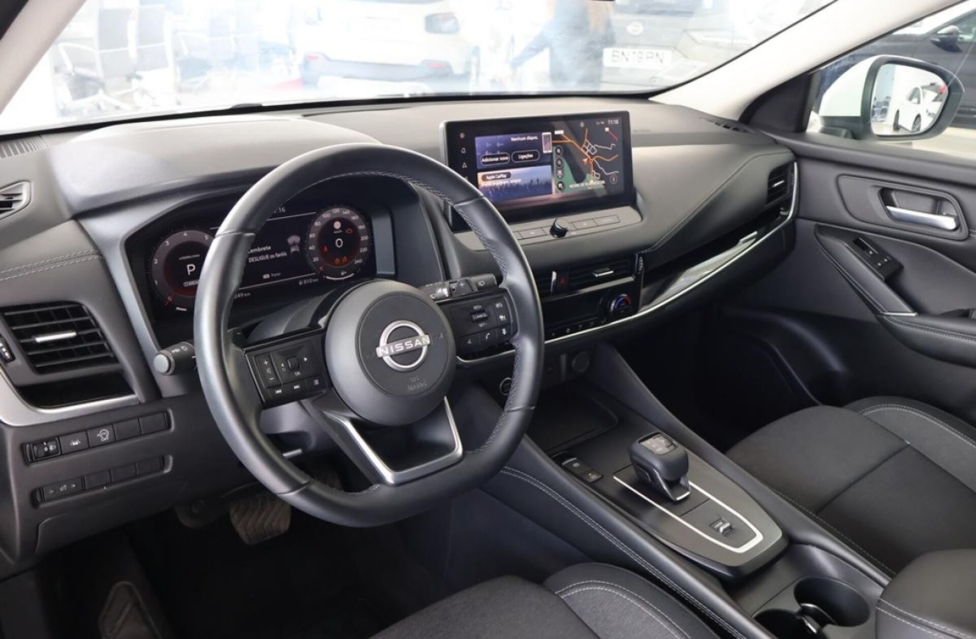 NISSAN Qashqai 1.3 DIG-T N-Connecta Xtronic