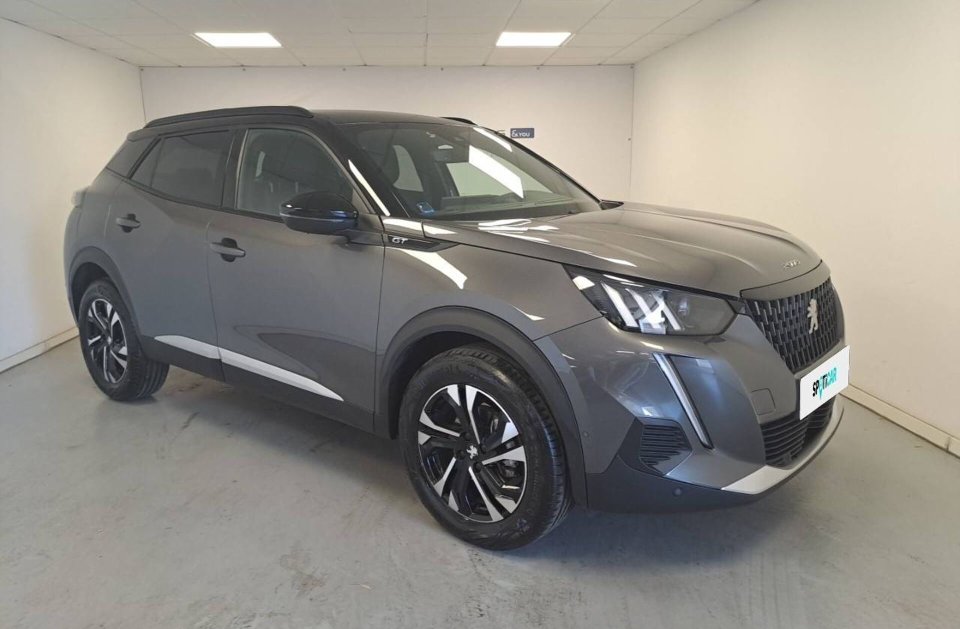 PEUGEOT 2008 1.2 PureTech GT EAT8