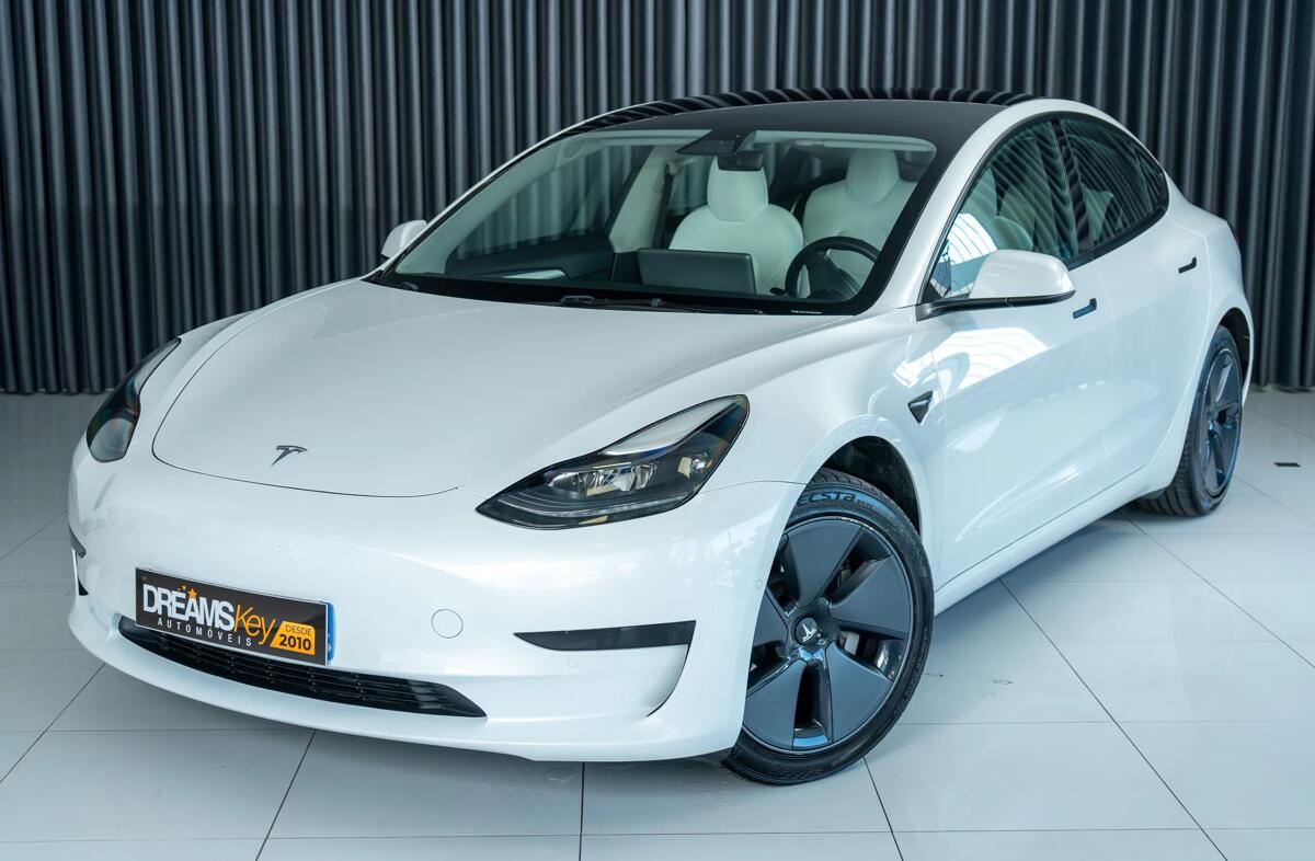TESLA Model 3 Long-Range Dual Motor AWD