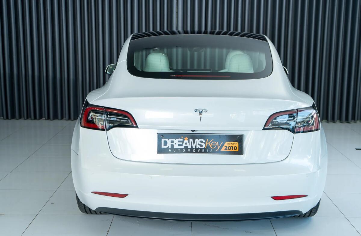 TESLA Model 3 Long-Range Dual Motor AWD