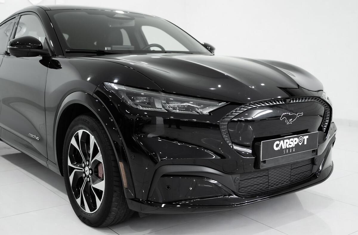 FORD Mustang Mach-E Premium AWD