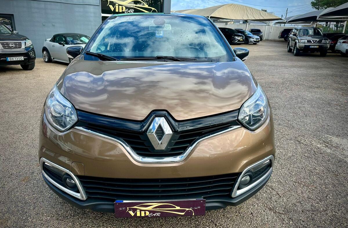 RENAULT Captur 1.5 dCi Sport EDC