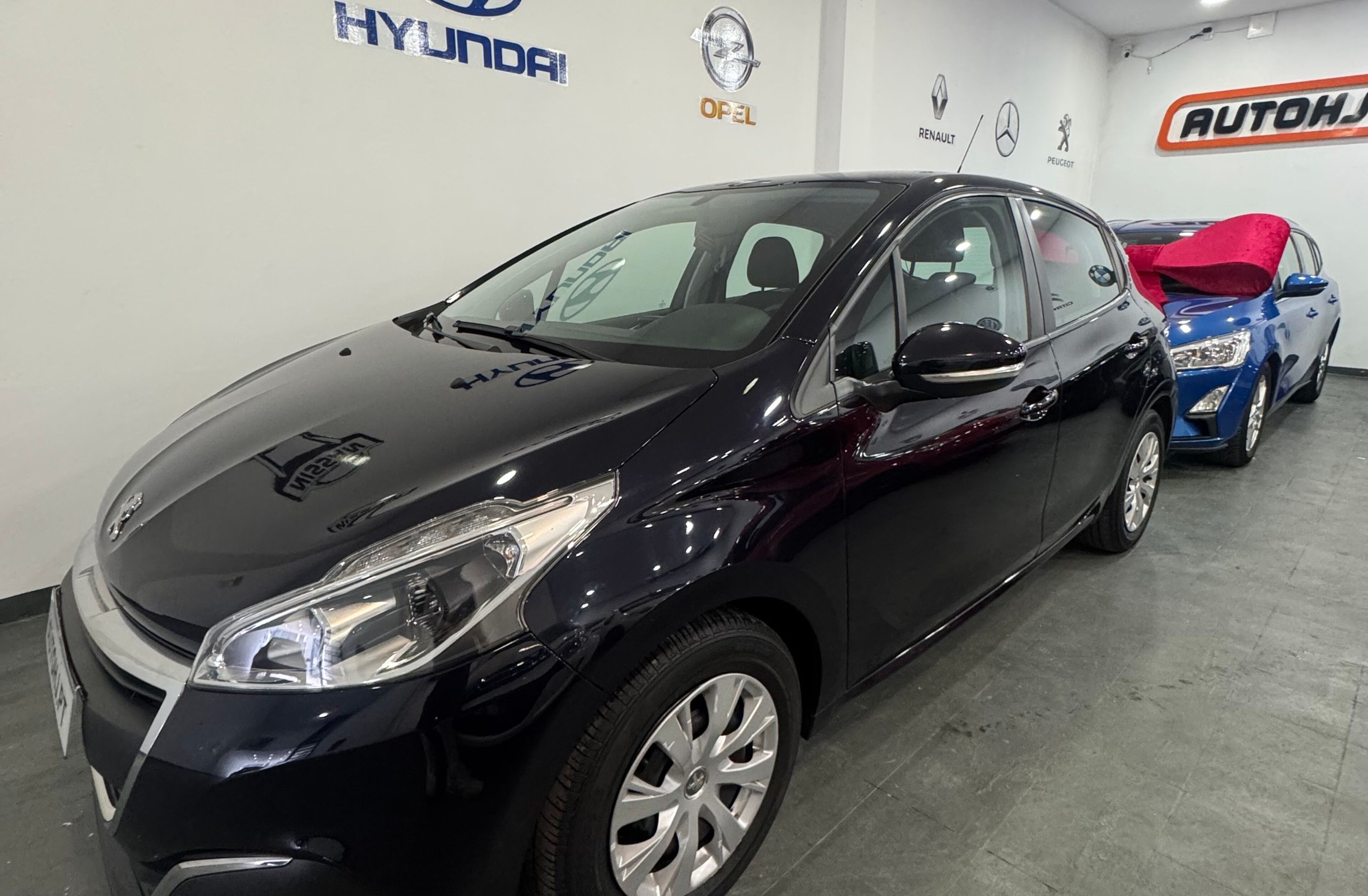 PEUGEOT 208 1.2 PureTech Active
