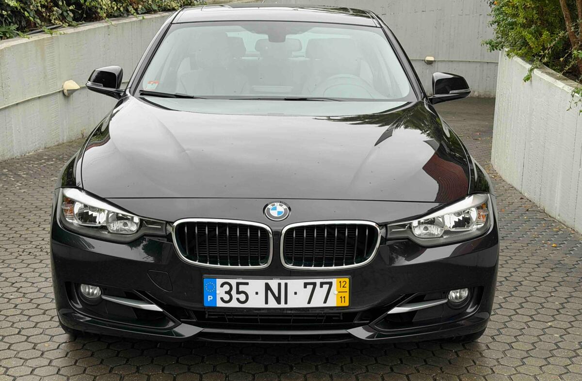 BMW Serie-3 328 i Auto Line Sport