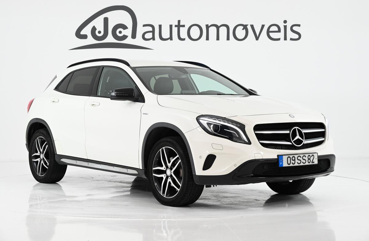 MERCEDES Classe GLA GLA 180 d AMG Line