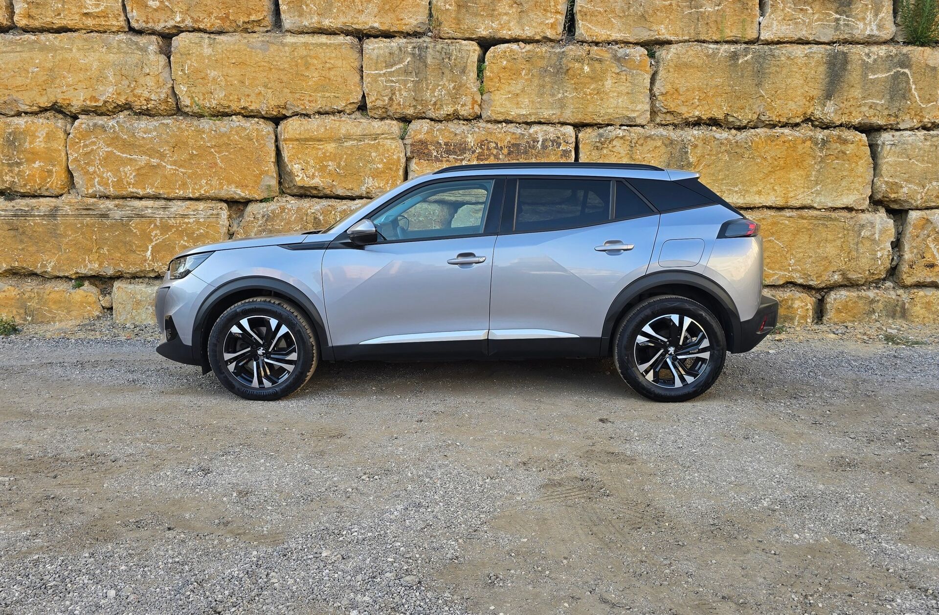 PEUGEOT 2008 1.5 BlueHDi Allure EAT8
