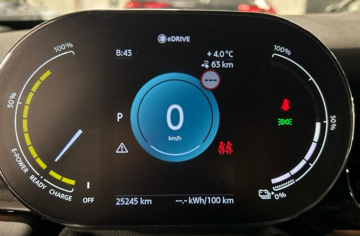 MINI Mini Cooper SE Premium Essential