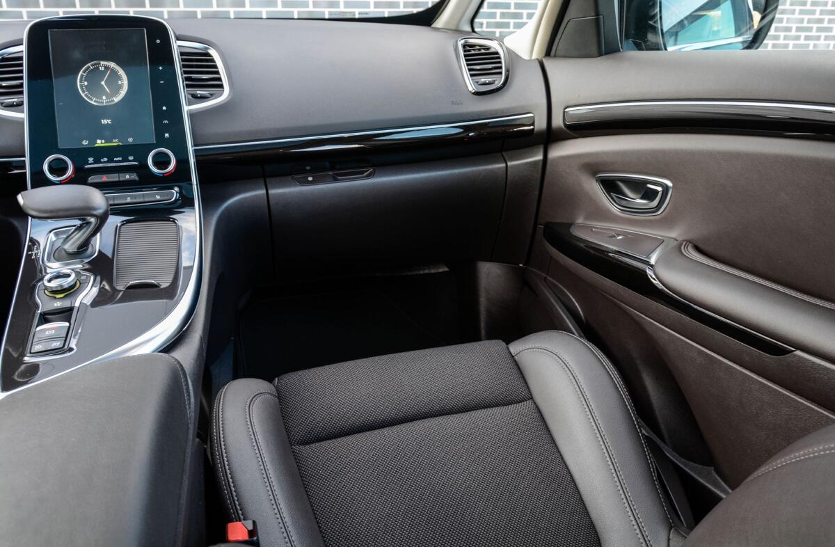 RENAULT Espace 1.6 dCi Initiale Paris EDC