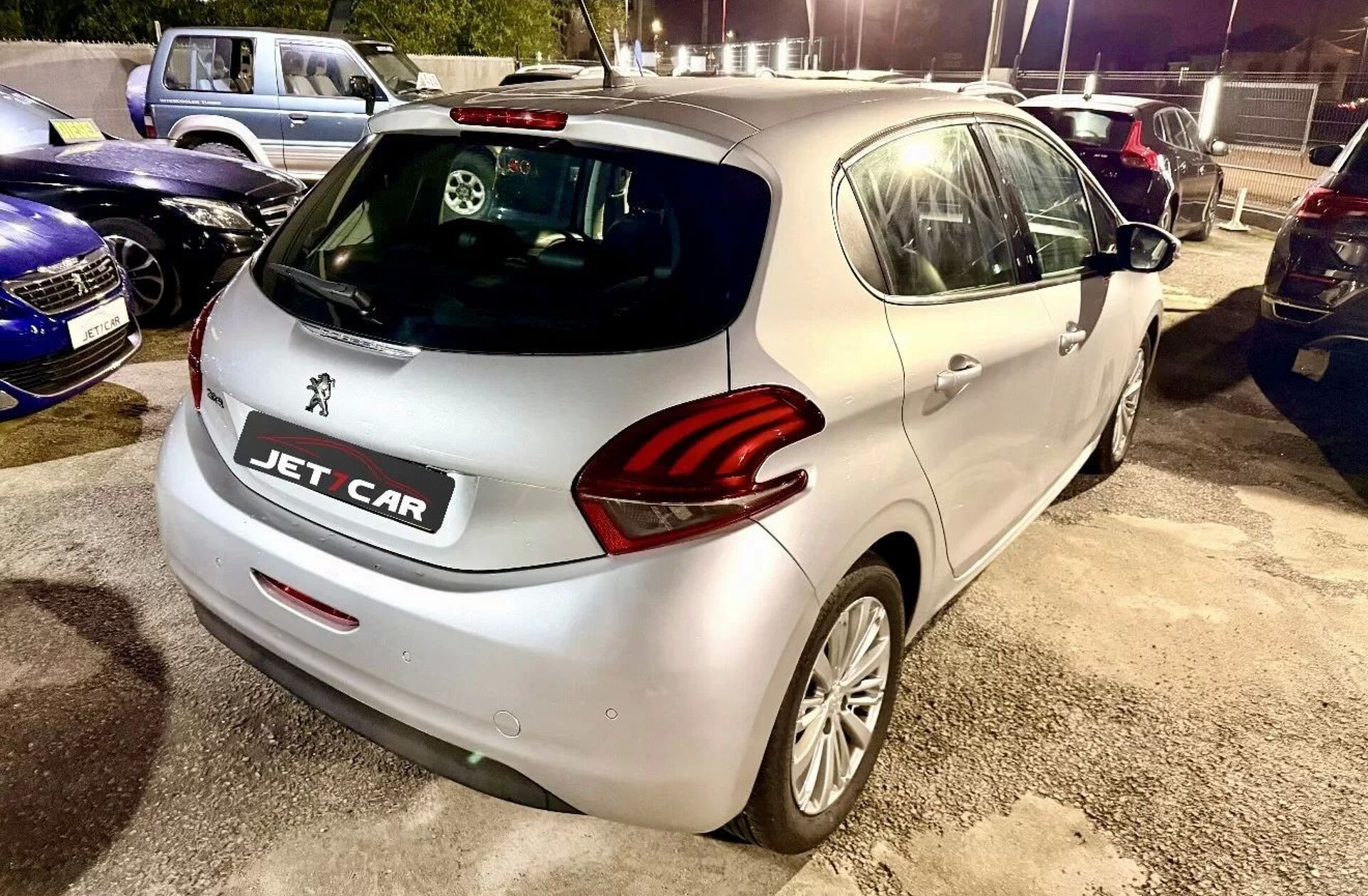 PEUGEOT 208 1.2 PureTech Style