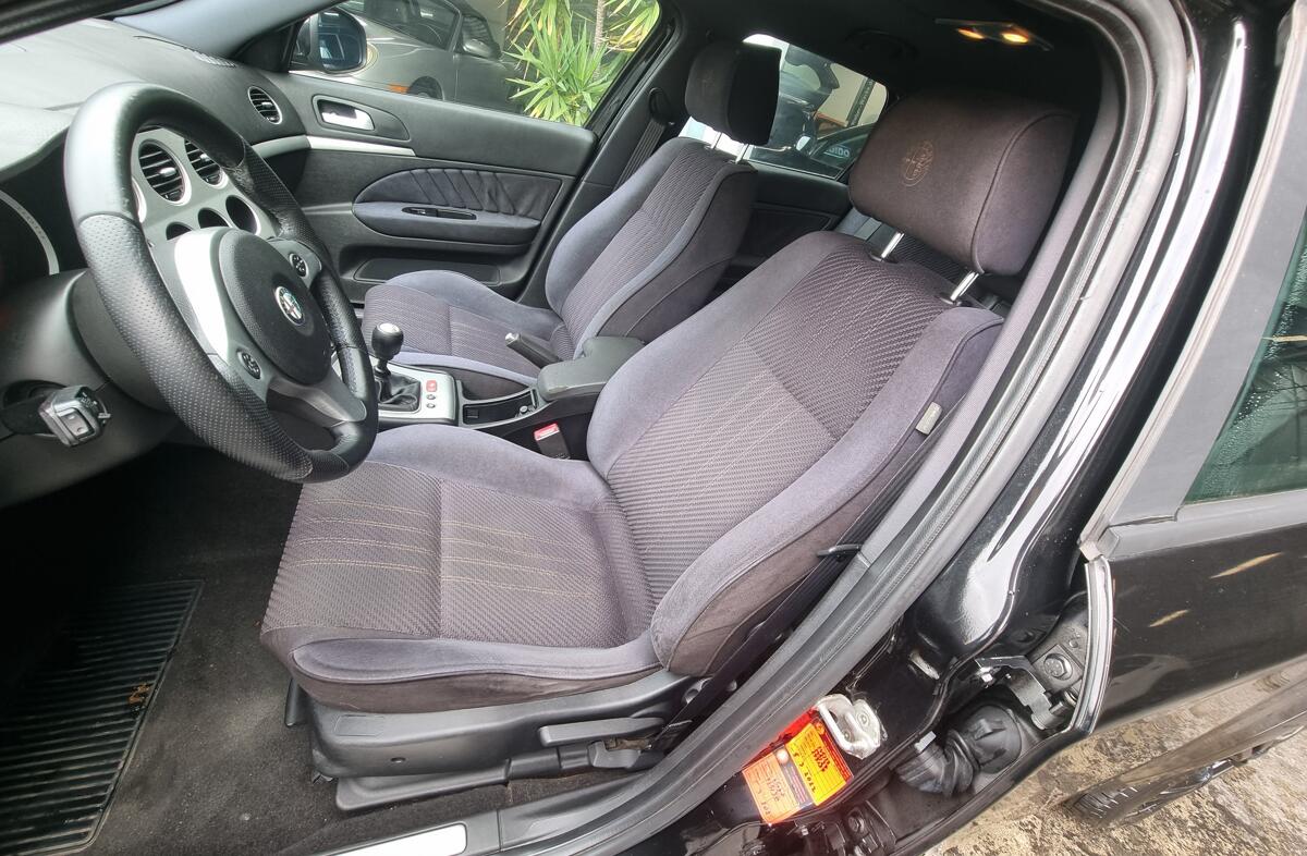 ALFA ROMEO 159 1.9 JTDm 16V Sportiva