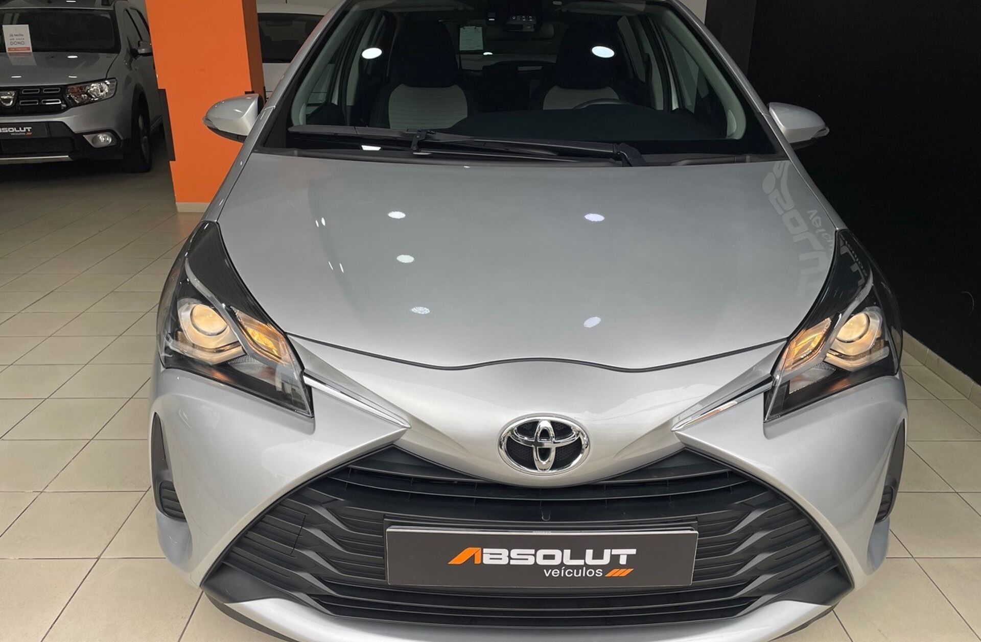 TOYOTA Yaris 1.0 VVT-i Comfort