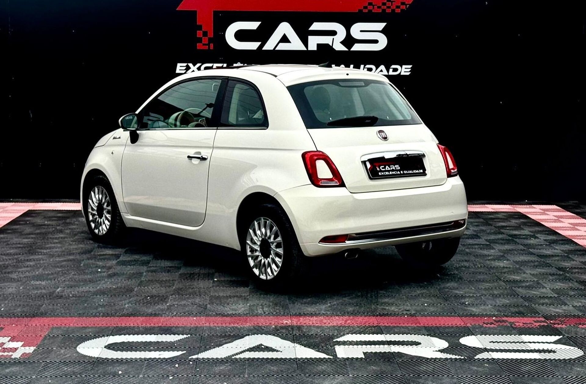 FIAT 500 1.0 Hybrid Dolcevita