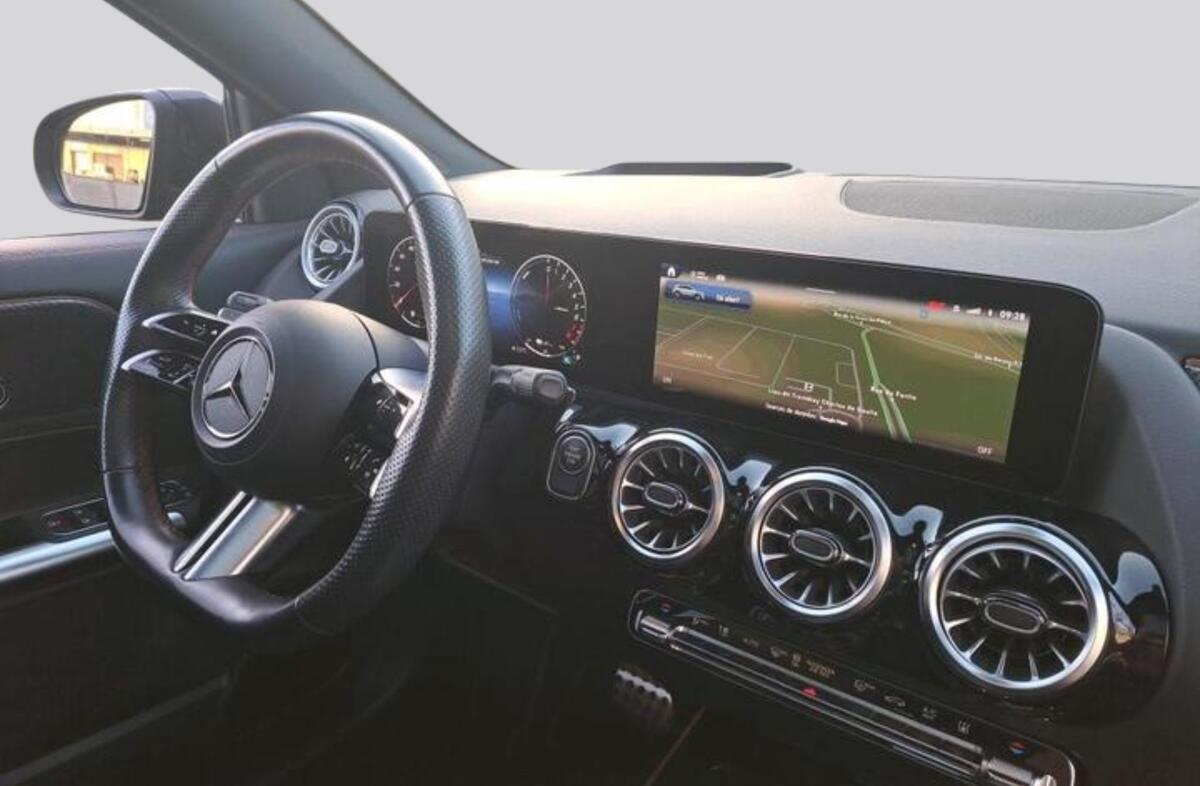 MERCEDES Classe GLA GLA 250 e AMG Line