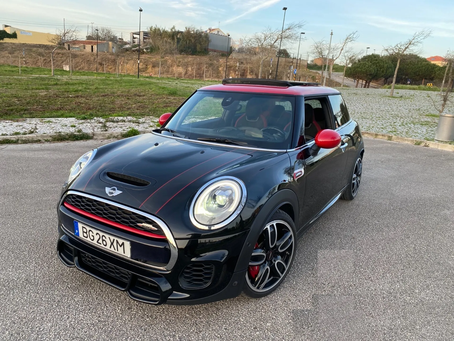 Mini Mini John Cooper Works Auto Desportiva por 28 490 € Stand Mendescar | Lisboa