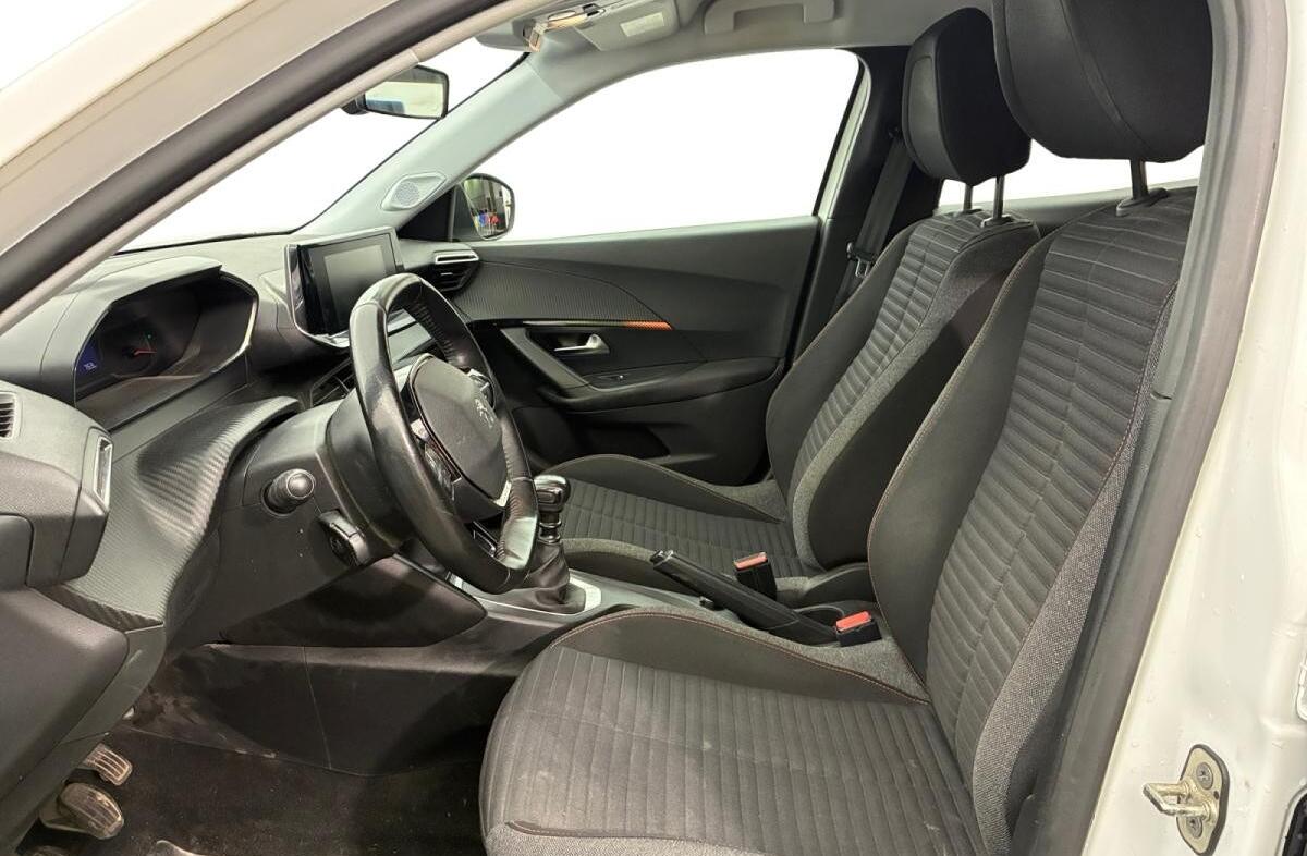 PEUGEOT 2008 1.5 BlueHDi Active Pack