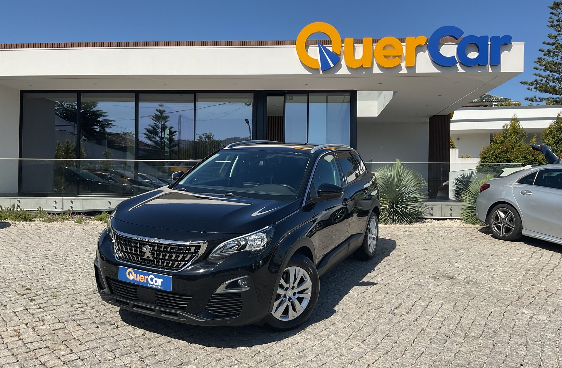 PEUGEOT 3008 1.5 BlueHDi Active