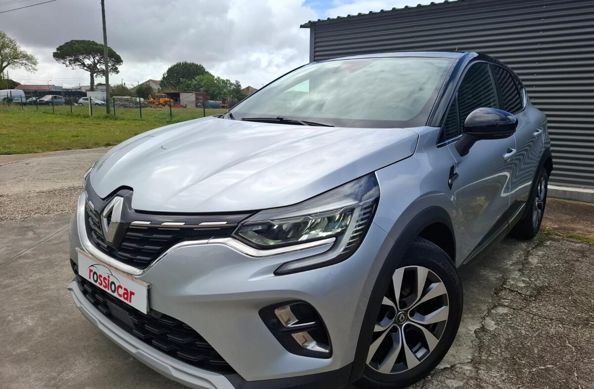 RENAULT Captur 1.0 TCe Exclusive