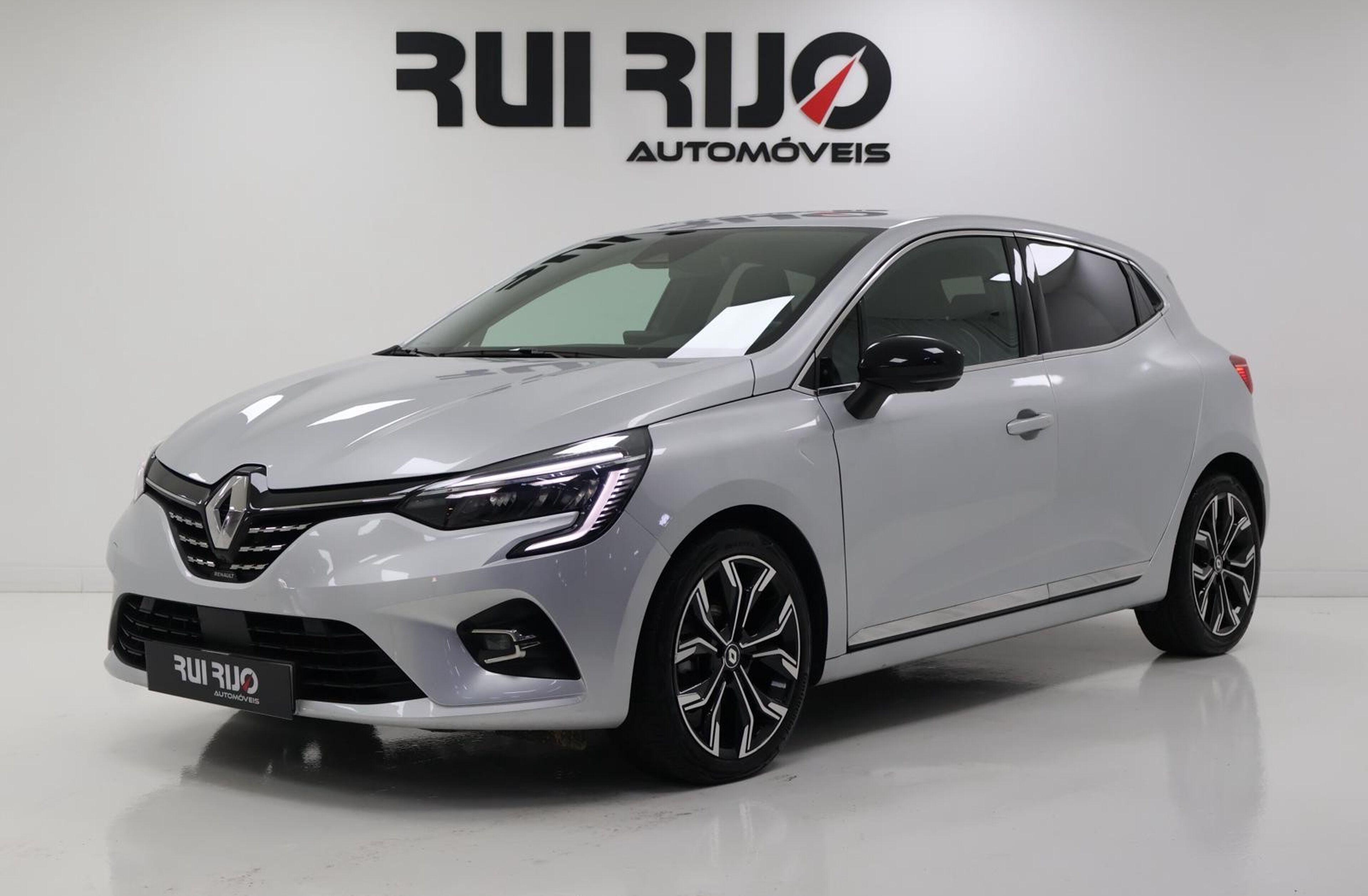 RENAULT Clio 1.0 TCe Techno 90cv