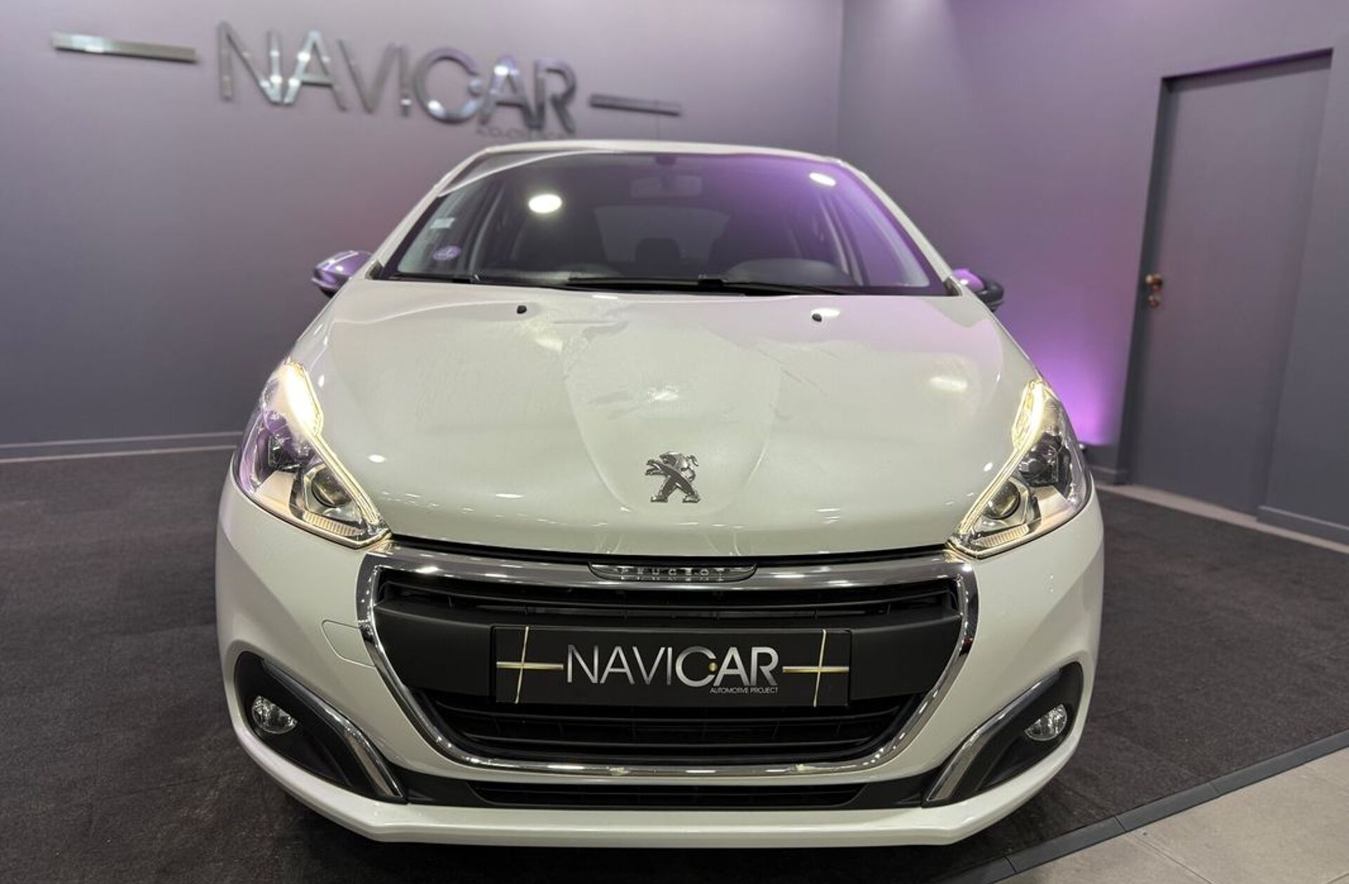 PEUGEOT 208 1.2 PureTech Style