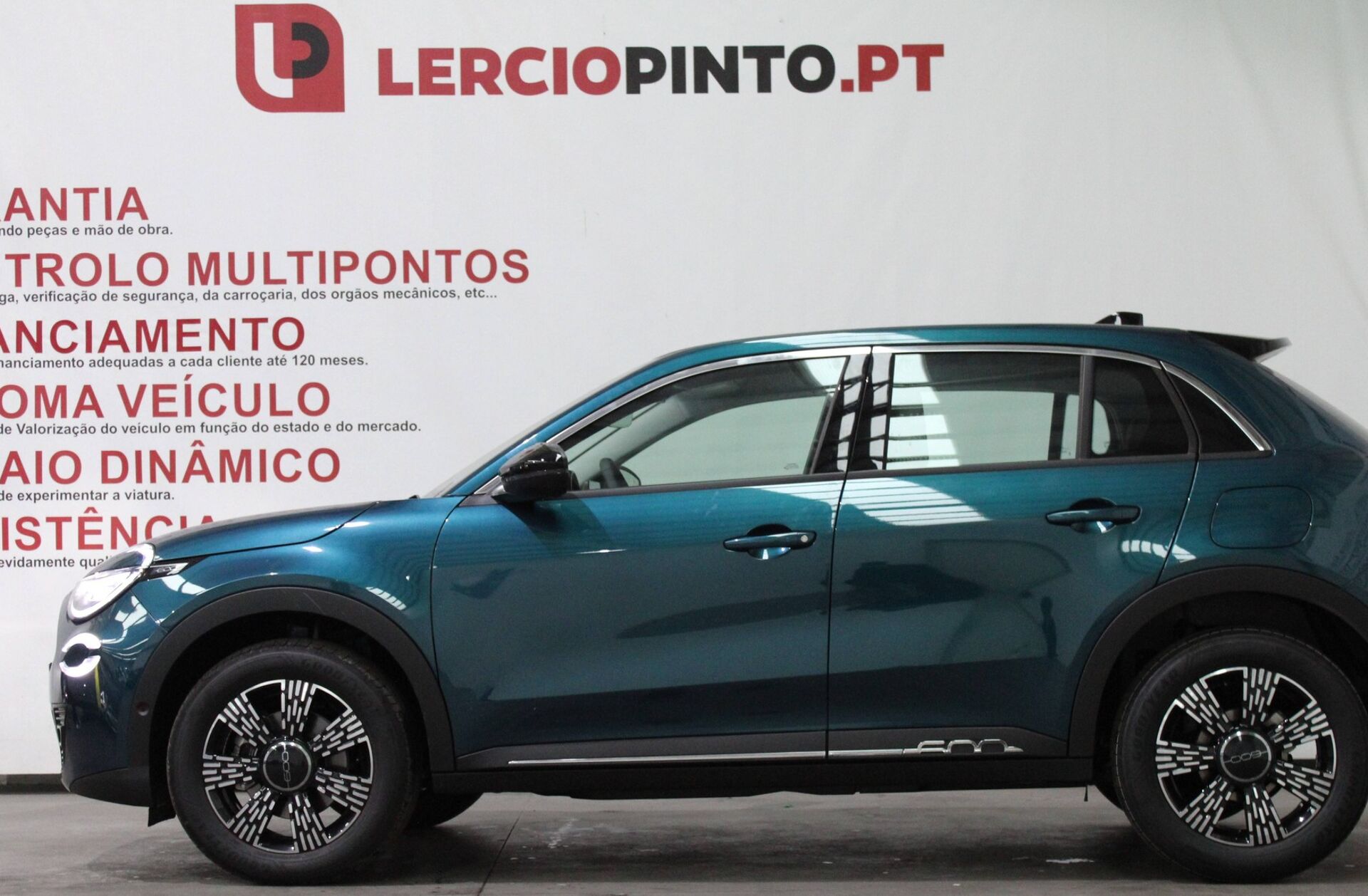 FIAT 600 1.2 Hybrid La Prima