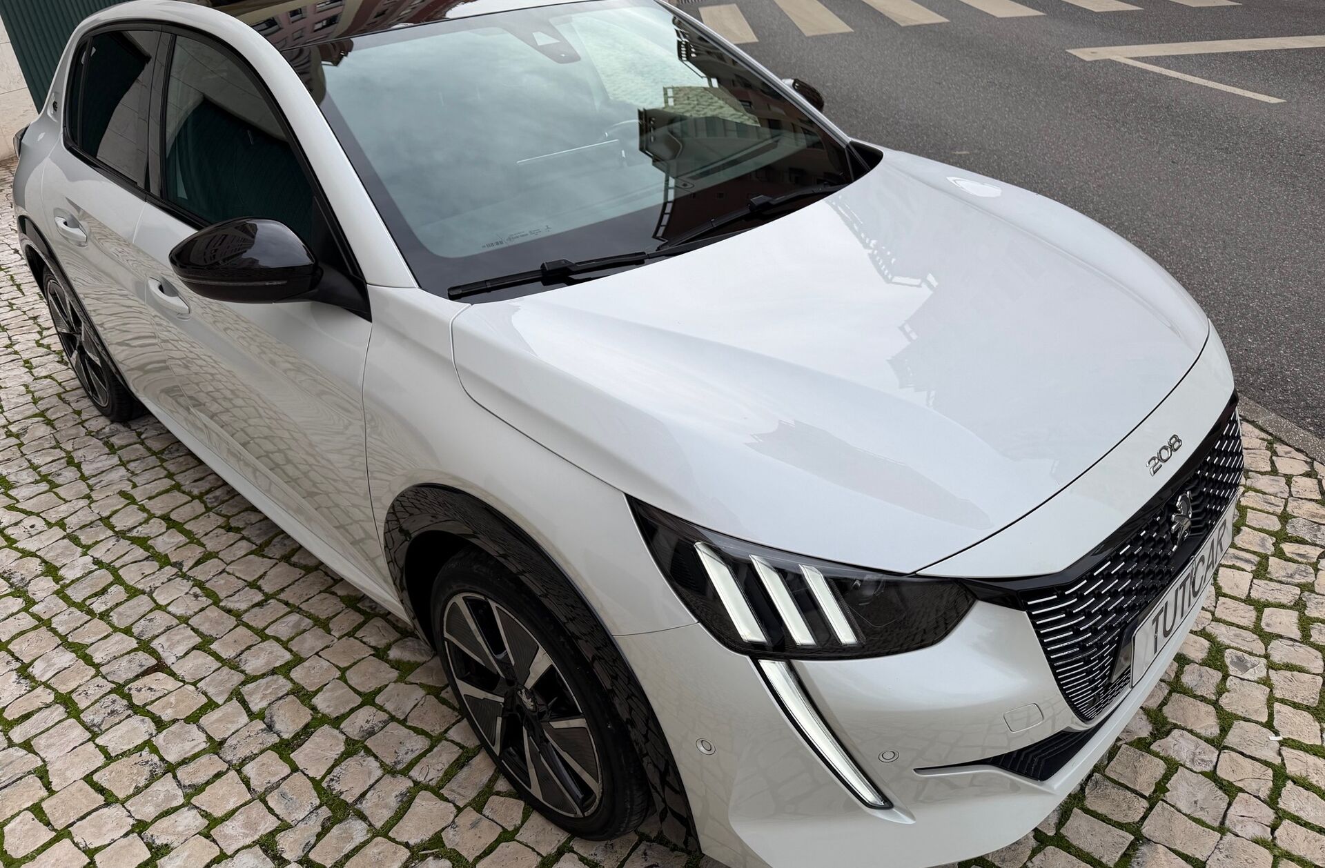 PEUGEOT 208 e- 50 kWh Active Pack