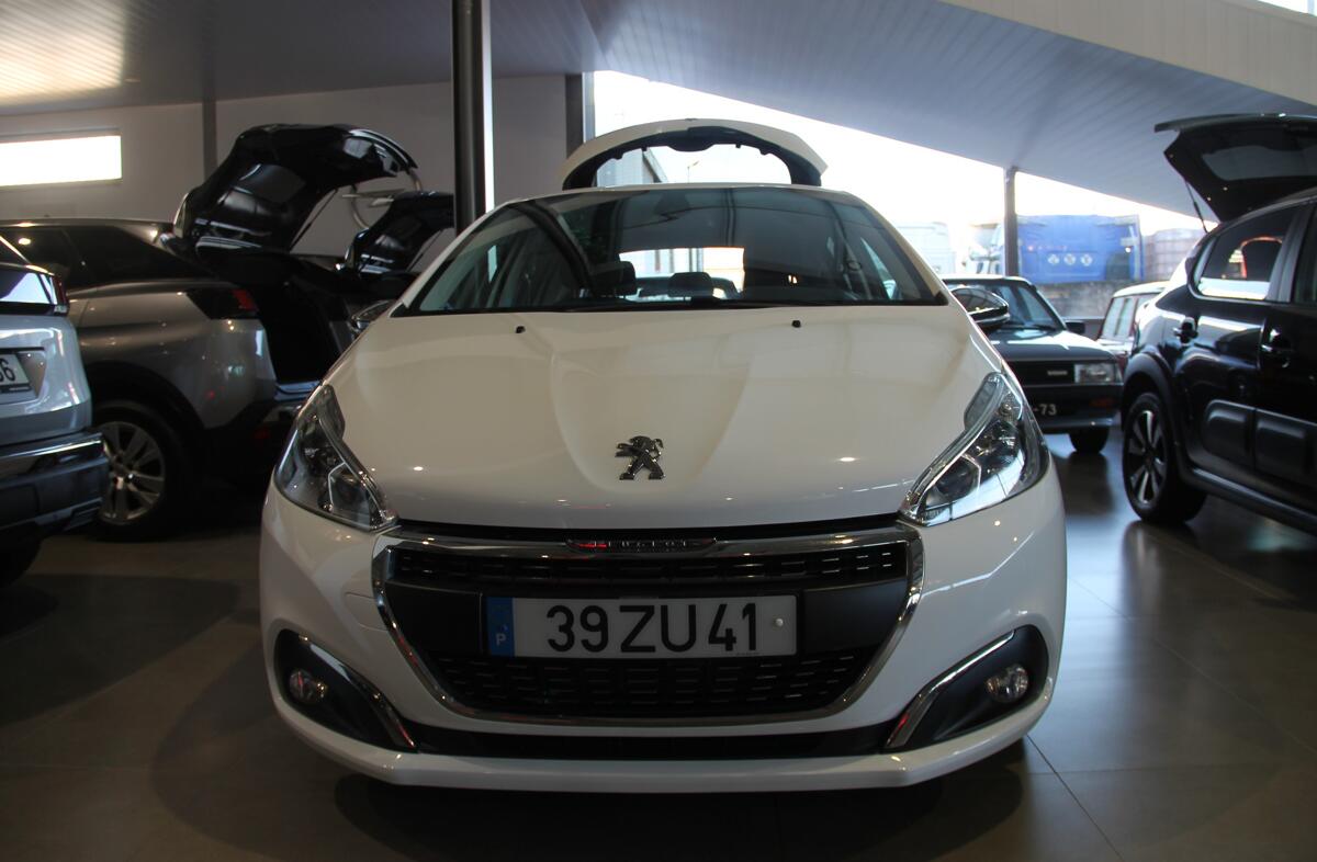 PEUGEOT 208 1.5 BlueHDi Active
